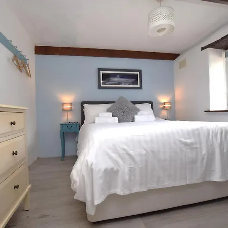 1 Bed In 36926